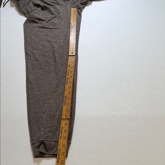 Lululemon Soft Jersey Classic-Fit Mid-Rise Jogger
Style LW5GCSS - Picture 4 of 6